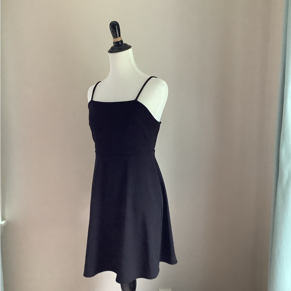 Forever 21 Women’s Little Black Dress Size Medium